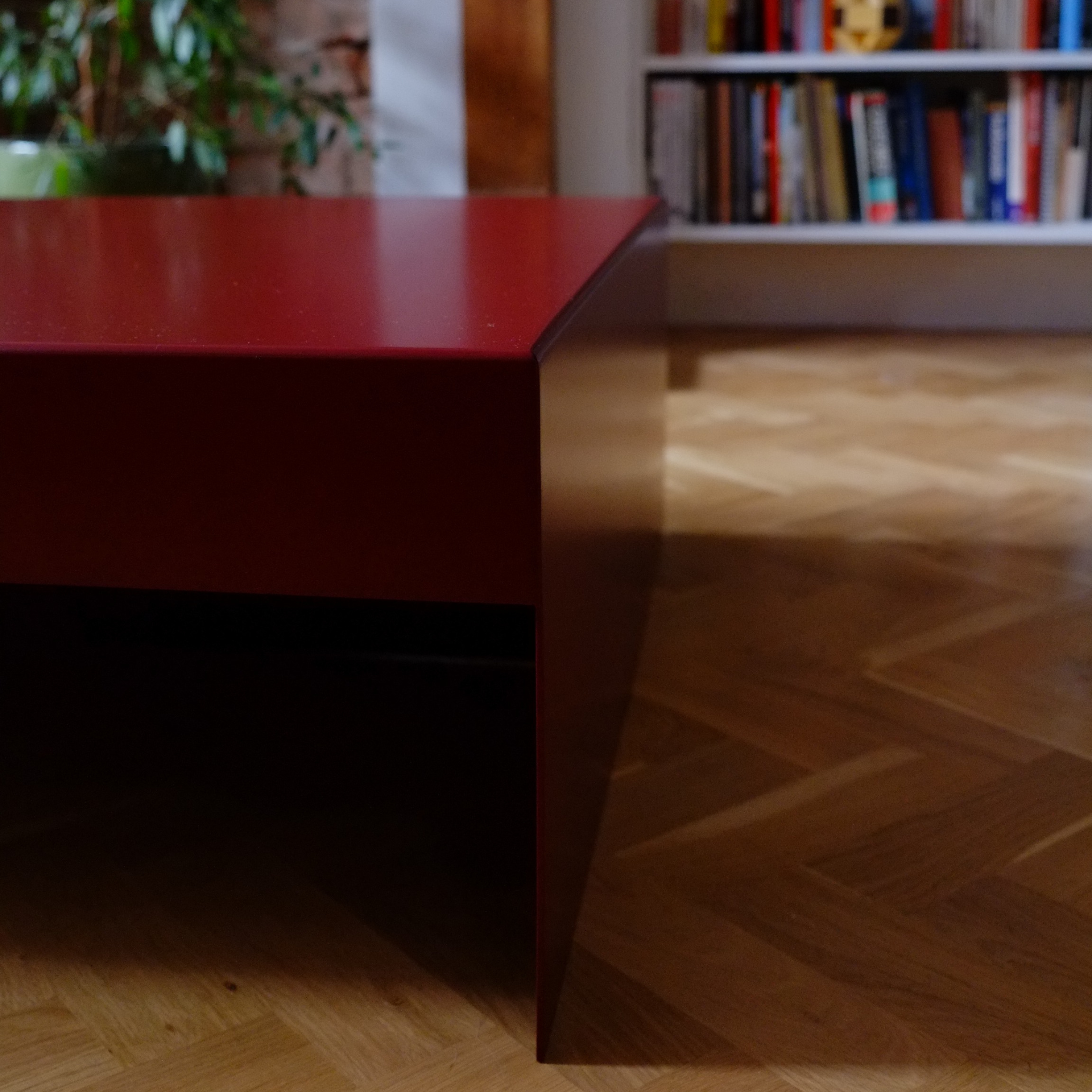 Single Form Coffee Table
